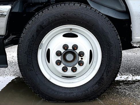 New 2024 Ford E-450 and Econoline 450 Super Duty w/ Power Windows & Locks Group image 10