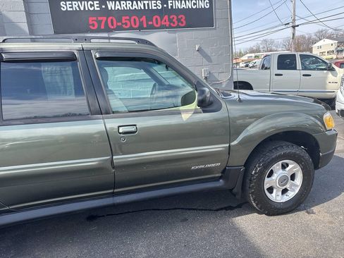 Used 2001 Ford Explorer Sport Trac 4x4 image 10