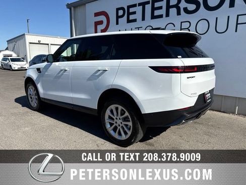 Used 2025 Land Rover Range Rover Sport SE AWD/4WD image 6