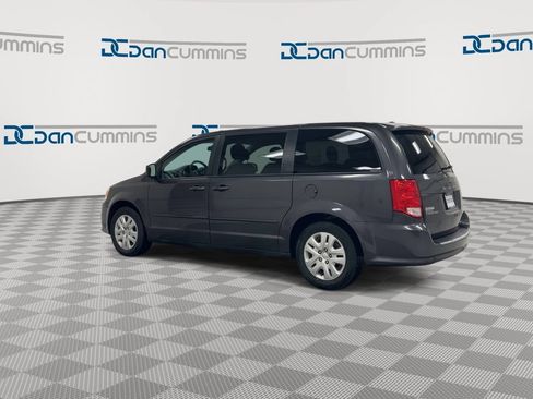 Used 2017 Dodge Grand Caravan SE w/ Power Window Group FWD image 6