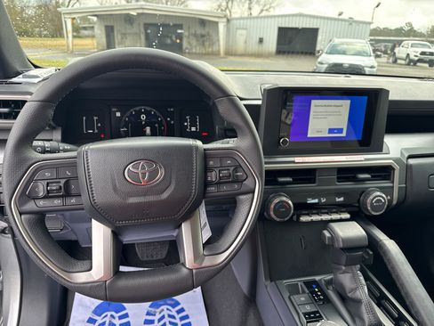 New 2026 Toyota 4Runner SR5 image 16