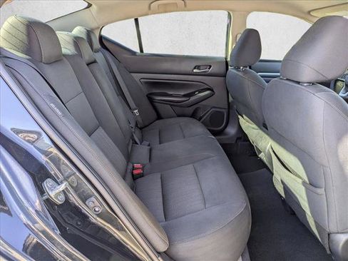 Used 2021 Nissan Altima 2.5 SV image 18