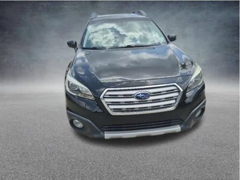 Used 2017 Subaru Outback 3.6R Limited AWD/4WD image 2