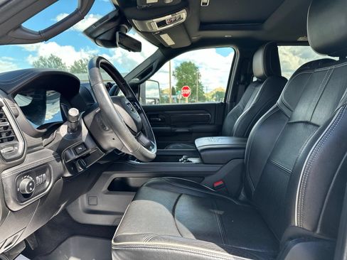 Used 2023 RAM 3500 Limited AWD/4WD image 9
