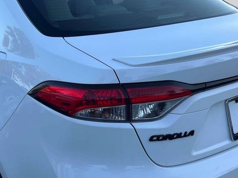 Used 2024 Toyota Corolla SE FWD image 9