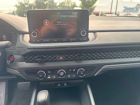 Certified 2023 Honda Accord LX image 16