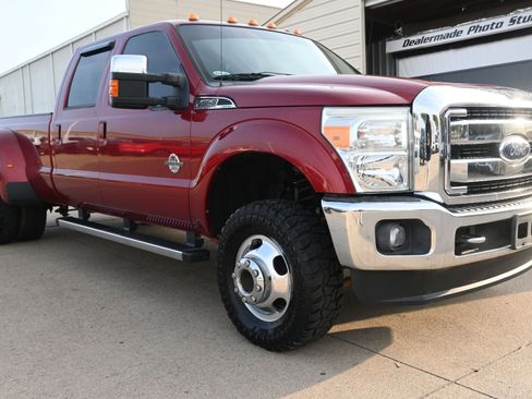 Used 2016 Ford F350 Lariat w/ Chrome Package image 8