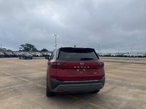 Certified 2023 Nissan Rogue SV w/ SV Premium B Package FWD image 17