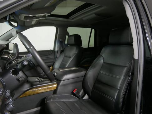 Used 2016 GMC Yukon Denali w/ Open Road Package AWD/4WD image 11