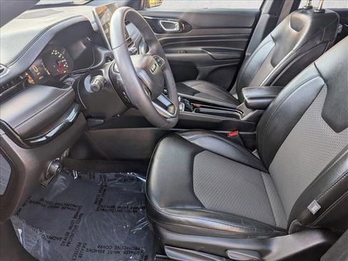 Used 2022 Jeep Compass Altitude image 11