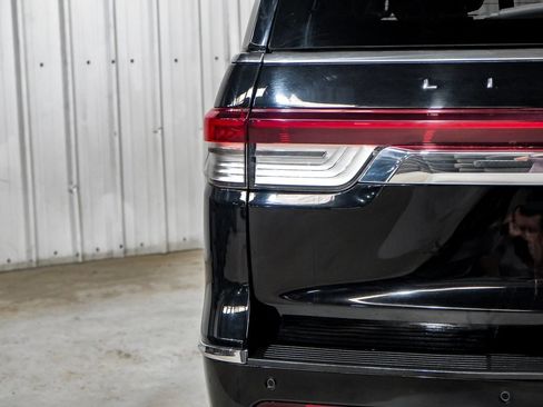 Used 2024 Lincoln Navigator Reserve AWD/4WD image 51