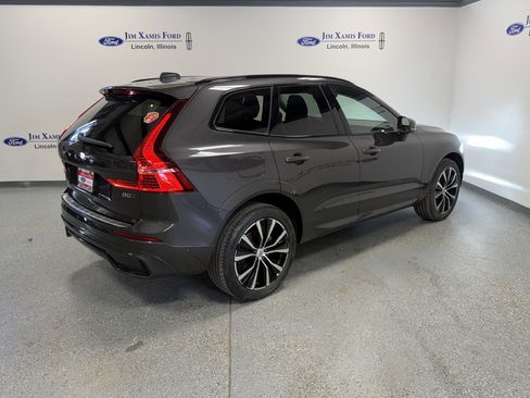 Used 2023 Volvo XC60 B5 Plus w/ Protection Package Premier AWD/4WD image 35