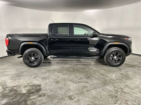 Used 2024 GMC Canyon Elevation w/ Trailering Package image 9