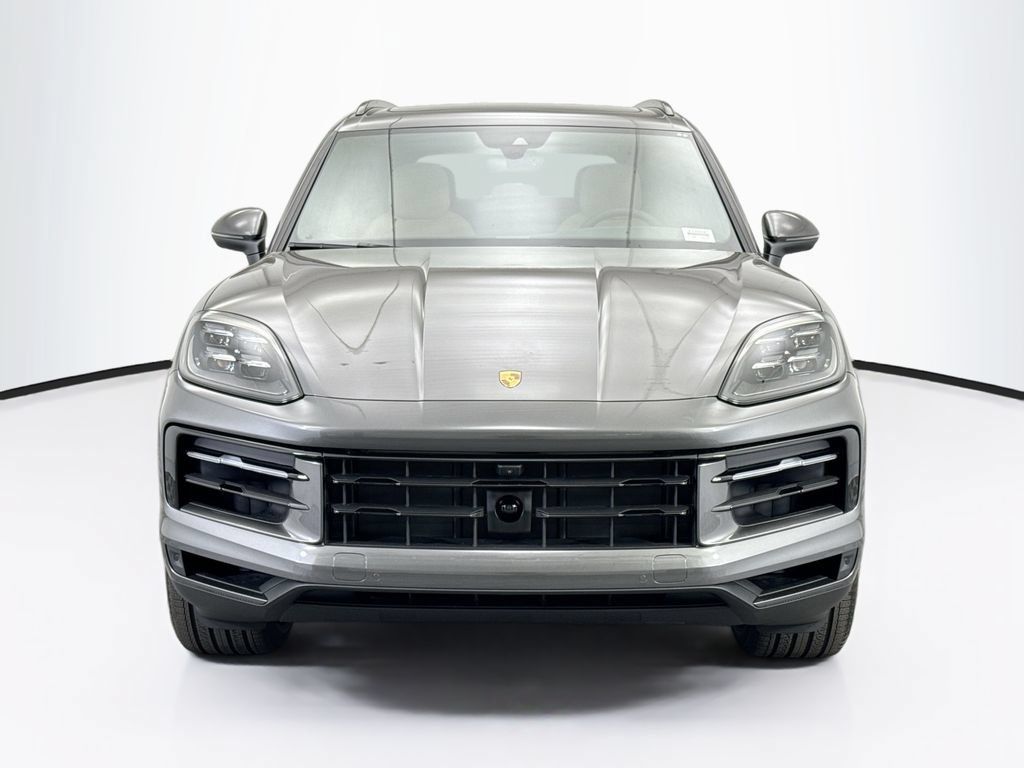 Used 2026 Porsche Cayenne AWD/4WD image 10