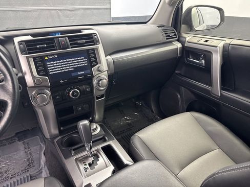 Used 2024 Toyota 4Runner SR5 Premium w/ Moonroof Package AWD/4WD image 10