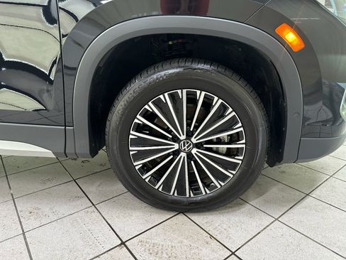 Used 2025 Volkswagen Tiguan S w/ 18" Wheel Package AWD/4WD image 14