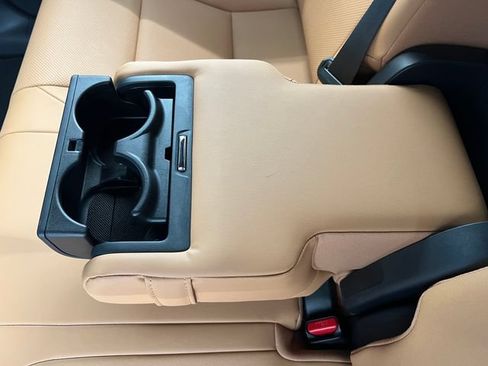 Certified 2025 Lexus RX 350 FWD w/ Technology Package image 40