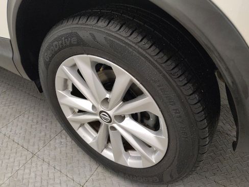 Used 2019 Nissan Rogue Sport SV w/ Technology Package image 31