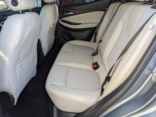 Used 2021 Buick Encore GX Preferred w/ Sport Touring Package FWD image 16