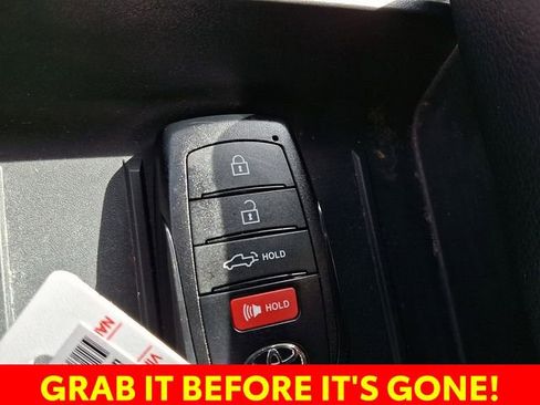 Used 2024 Toyota Tundra Limited image 17