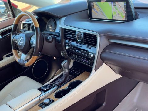 Used 2018 Lexus RX 350 350 w/ Premium Package image 12