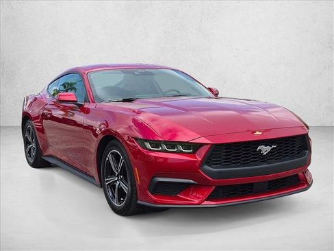 Used 2024 Ford Mustang Coupe RWD image 3