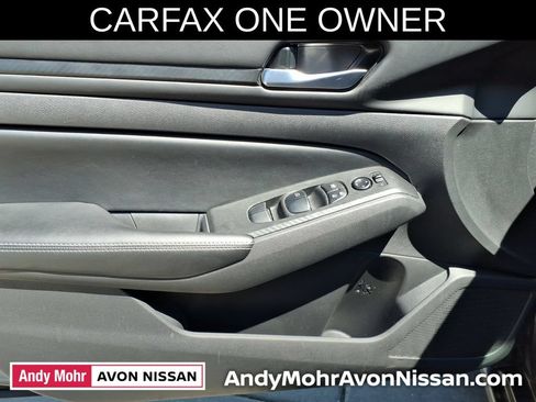 Used 2024 Nissan Altima 2.5 SV FWD image 14