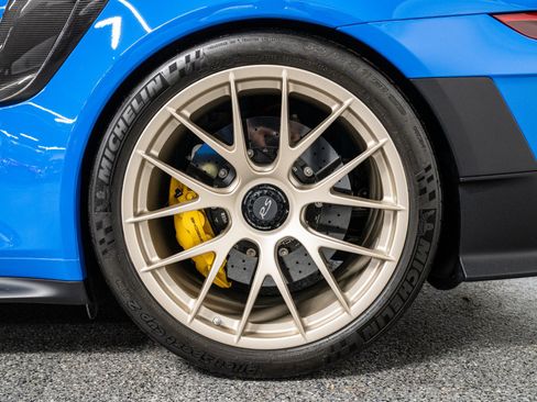 Used 2018 Porsche 911 GT2 RS RWD image 10