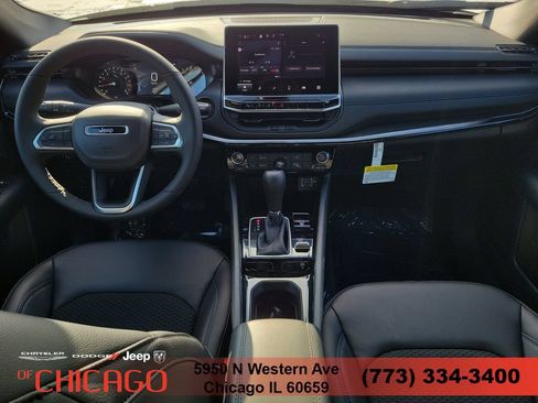 Used 2026 Jeep Compass Latitude AWD/4WD image 13