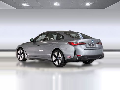 Used 2023 BMW i4 eDrive40 w/ Premium Package RWD image 3