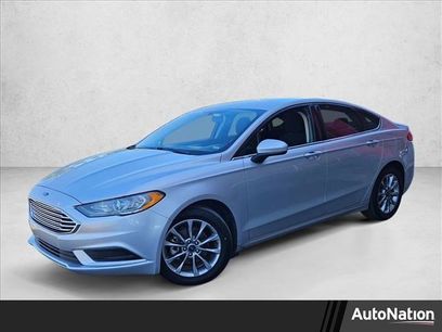 Used 2017 Ford Fusion SE w/ Fusion SE Technology Package