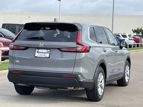Used 2025 Honda CR-V LX image 4