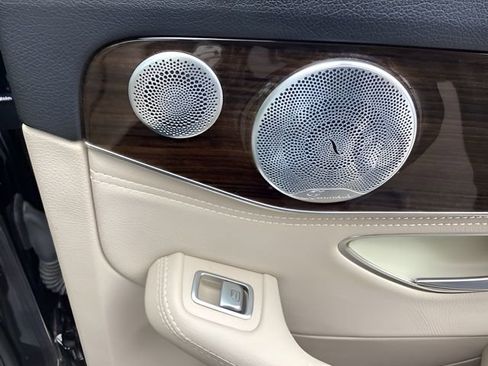 Used 2015 Mercedes-Benz C 300 C 300 image 19