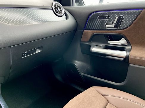 Certified 2025 Mercedes-Benz GLA 35 AMG 4MATIC image 50