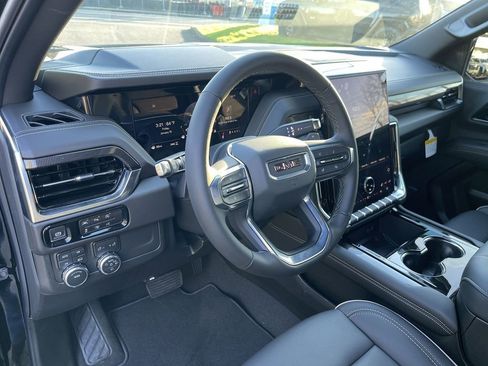 New 2026 GMC Yukon Elevation AWD/4WD image 10