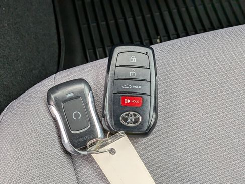 Certified 2023 Toyota Corolla SE FWD image 36