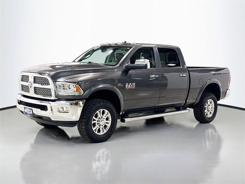 Used 2018 RAM 2500 Laramie w/ Snow Chief Group image 3