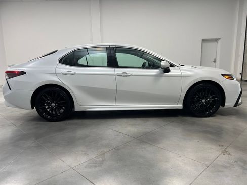 Used 2024 Toyota Camry XSE image 8