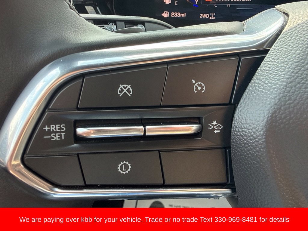 Used 2025 Chevrolet Tahoe Premier AWD/4WD image 27