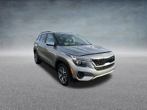 Used 2023 Kia Seltos EX AWD/4WD image 33