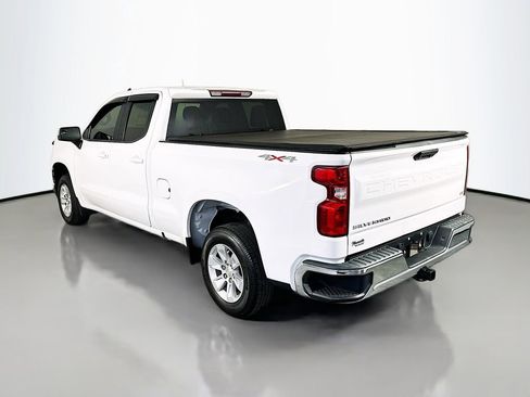 Used 2020 Chevrolet Silverado 1500 LT w/ Trailering Package AWD/4WD image 5