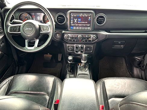 Used 2018 Jeep Wrangler Unlimited Sahara AWD/4WD image 20