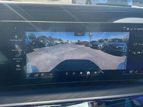 Used 2023 BMW 740i image 14