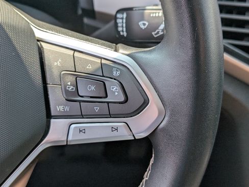 Used 2023 Volkswagen Atlas SEL AWD/4WD image 25
