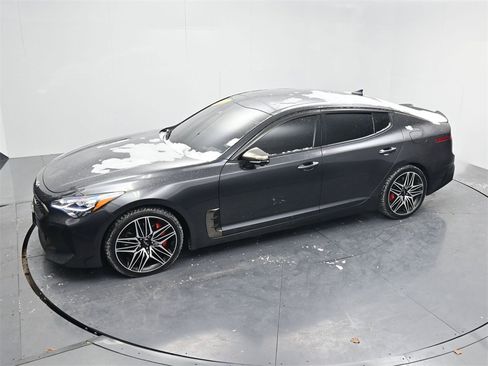 Certified 2022 Kia Stinger GT2 image 45