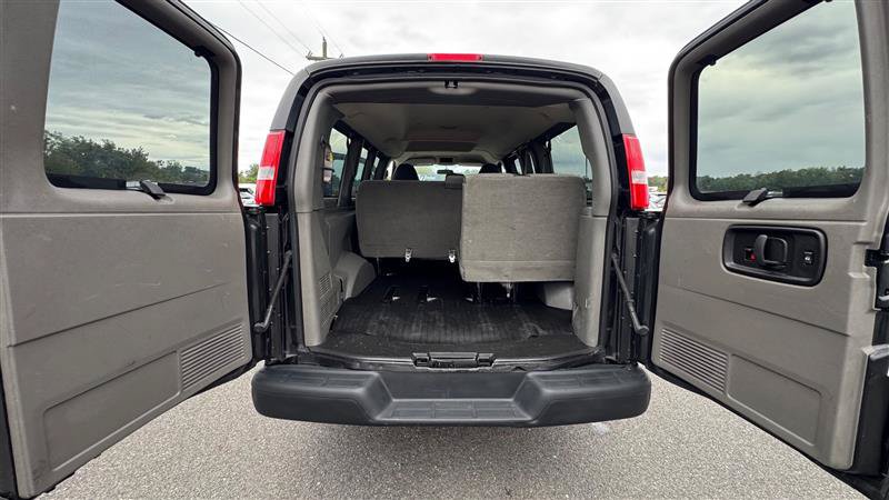 Used 2015 Chevrolet Express 2500 LS RWD image 38