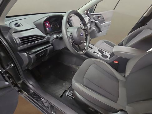 Used 2025 Subaru Crosstrek 2.0i Premium AWD/4WD image 17