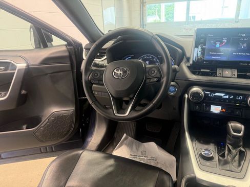 Certified 2021 Toyota RAV4 XSE AWD/4WD image 19