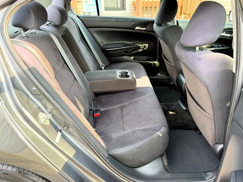 Used 2012 Honda Accord LX image 32