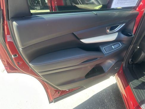 Used 2020 Subaru Ascent Limited w/ Technology Package AWD/4WD image 20